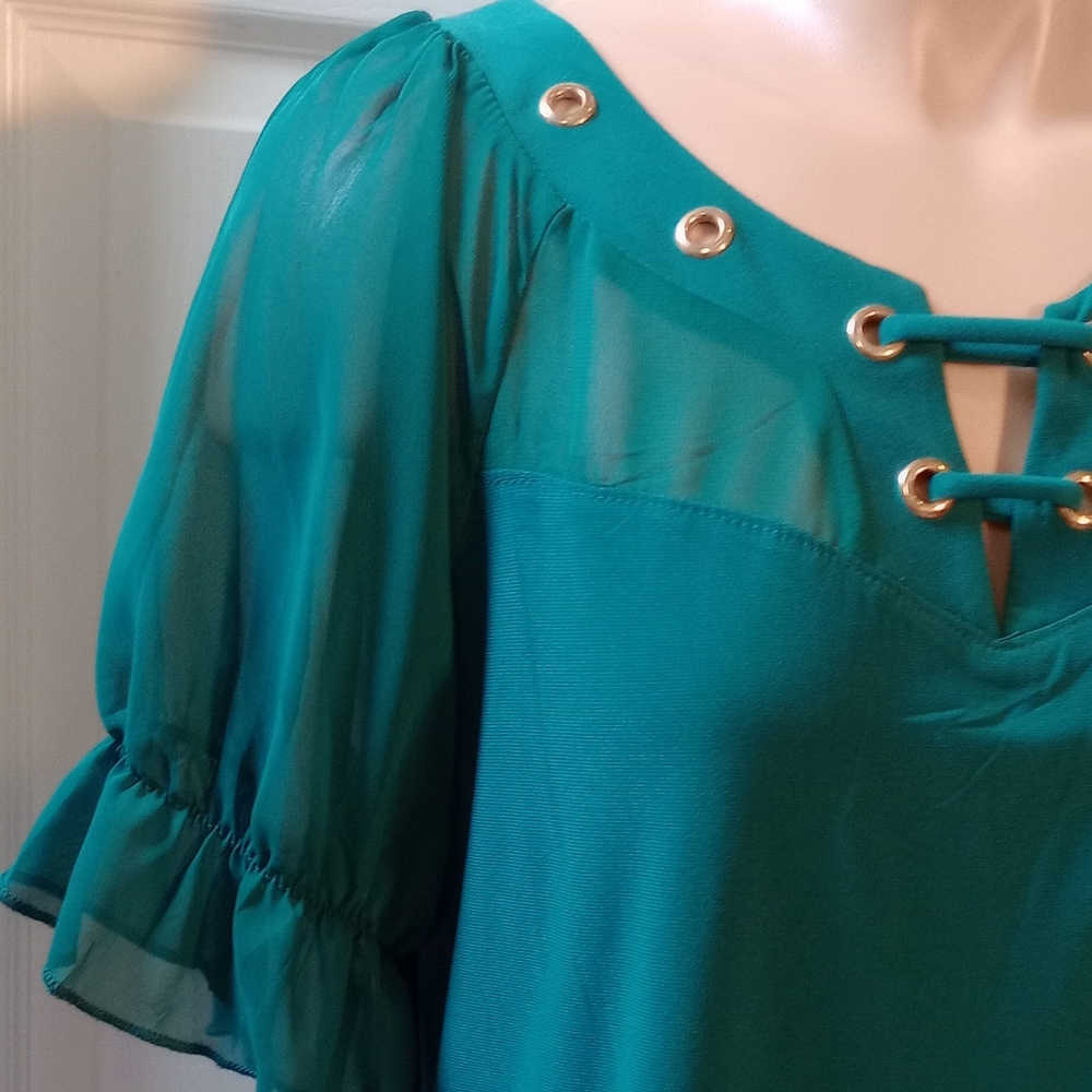 ADELE & MAY, Chic Green Blouse with Ruffle Sleeves, Size Xl - Picture 4 of 11